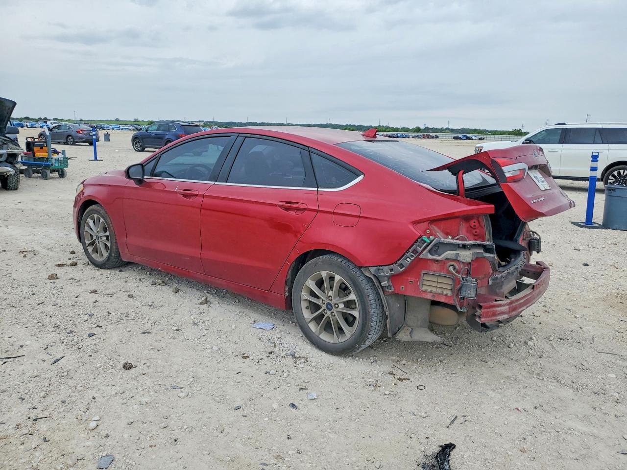 2020 FORD FUSION SE photo 2