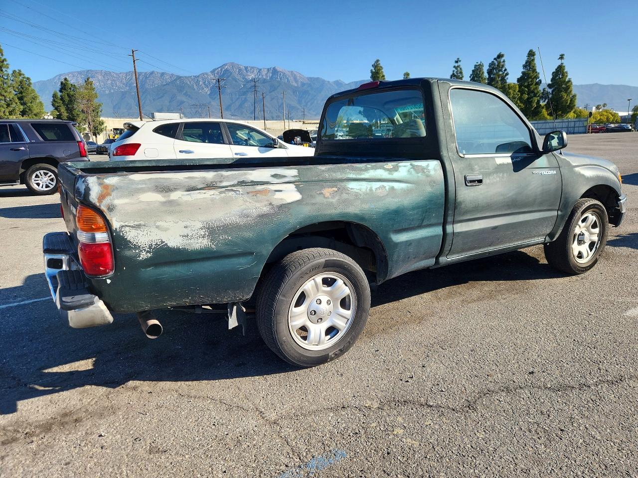 2002 TOYOTA TACOMA BASE photo 5