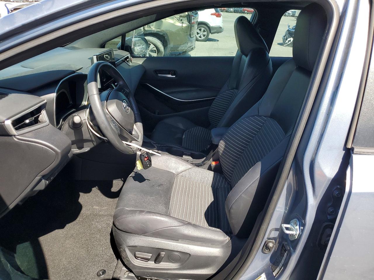 2024 TOYOTA COROLLA XSE photo 13