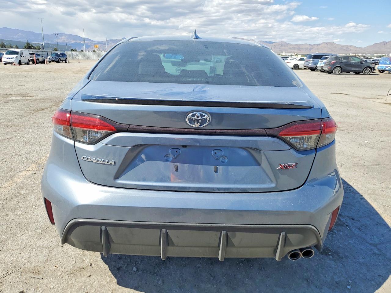 2024 TOYOTA COROLLA XSE photo 11