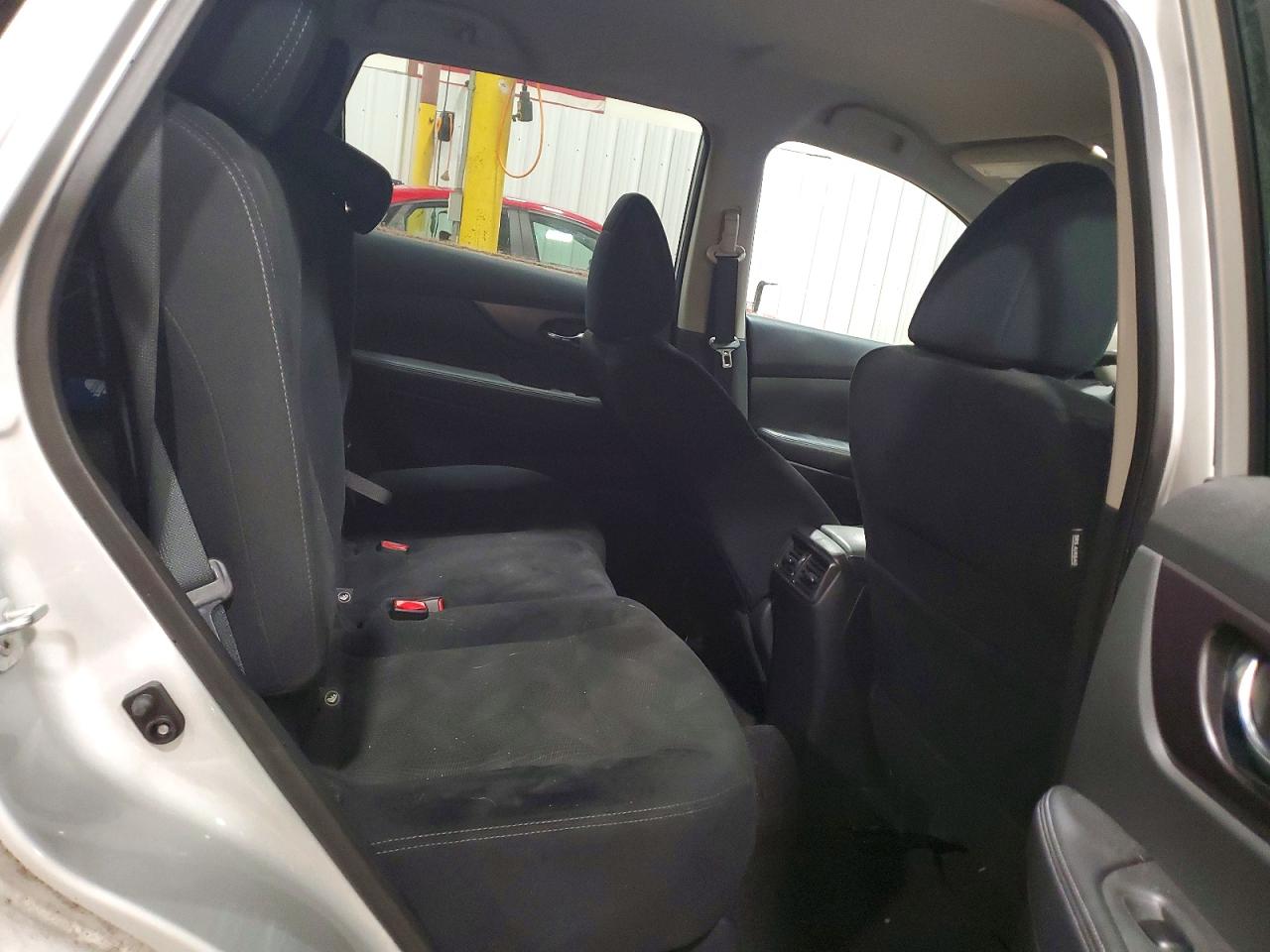 2016 NISSAN ROGUE SV photo 21