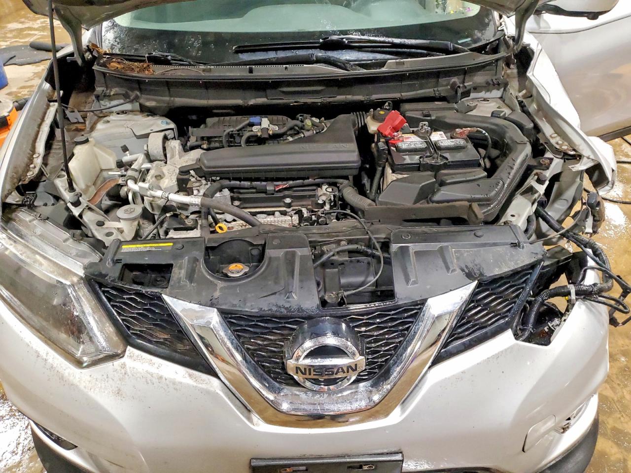 2016 NISSAN ROGUE SV photo 23
