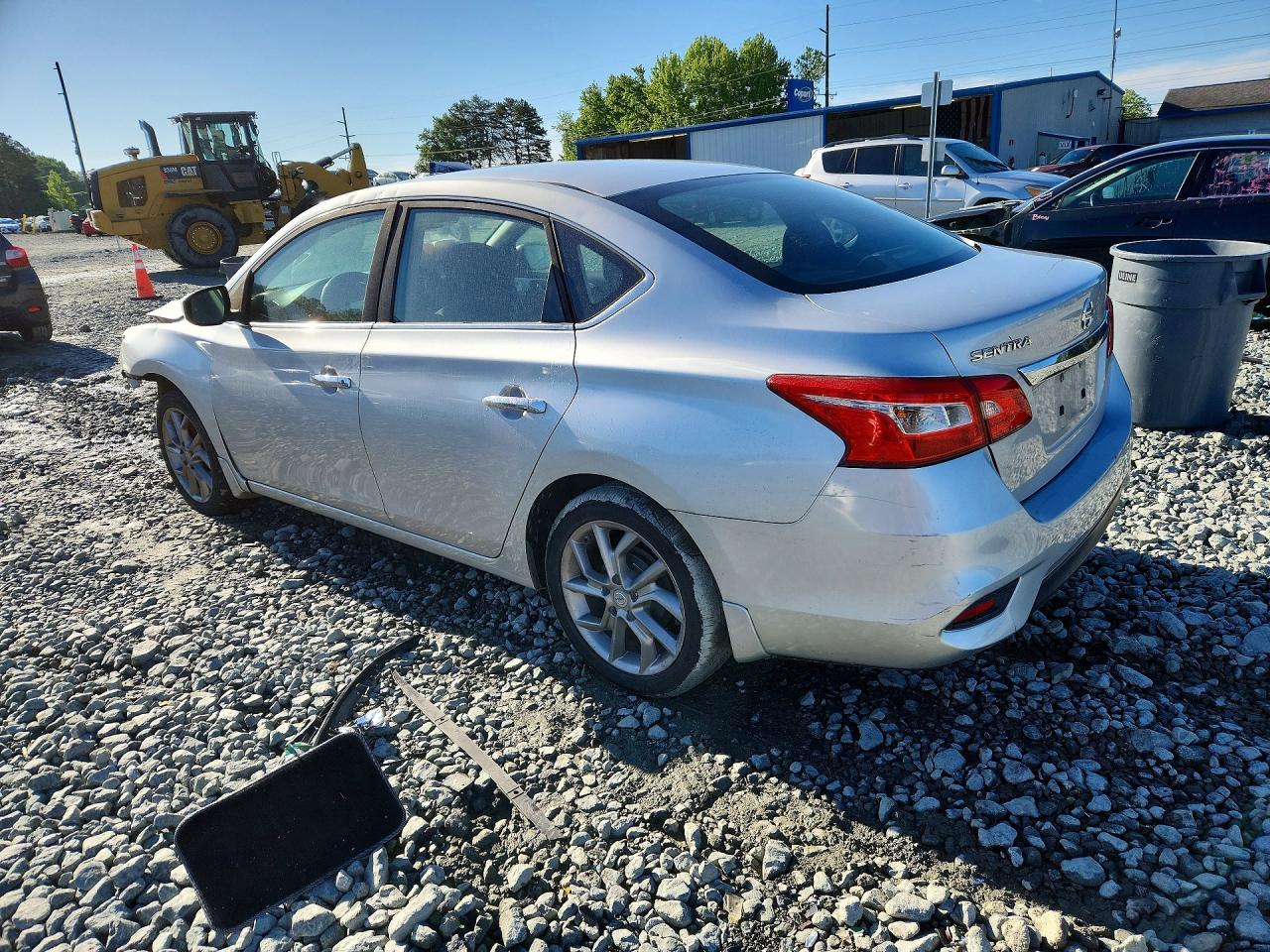 2017 NISSAN SENTRA S photo 3