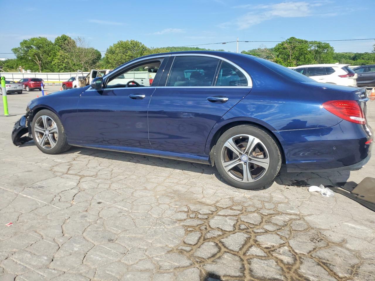 2017 MERCEDES-BENZ E 300 photo 3
