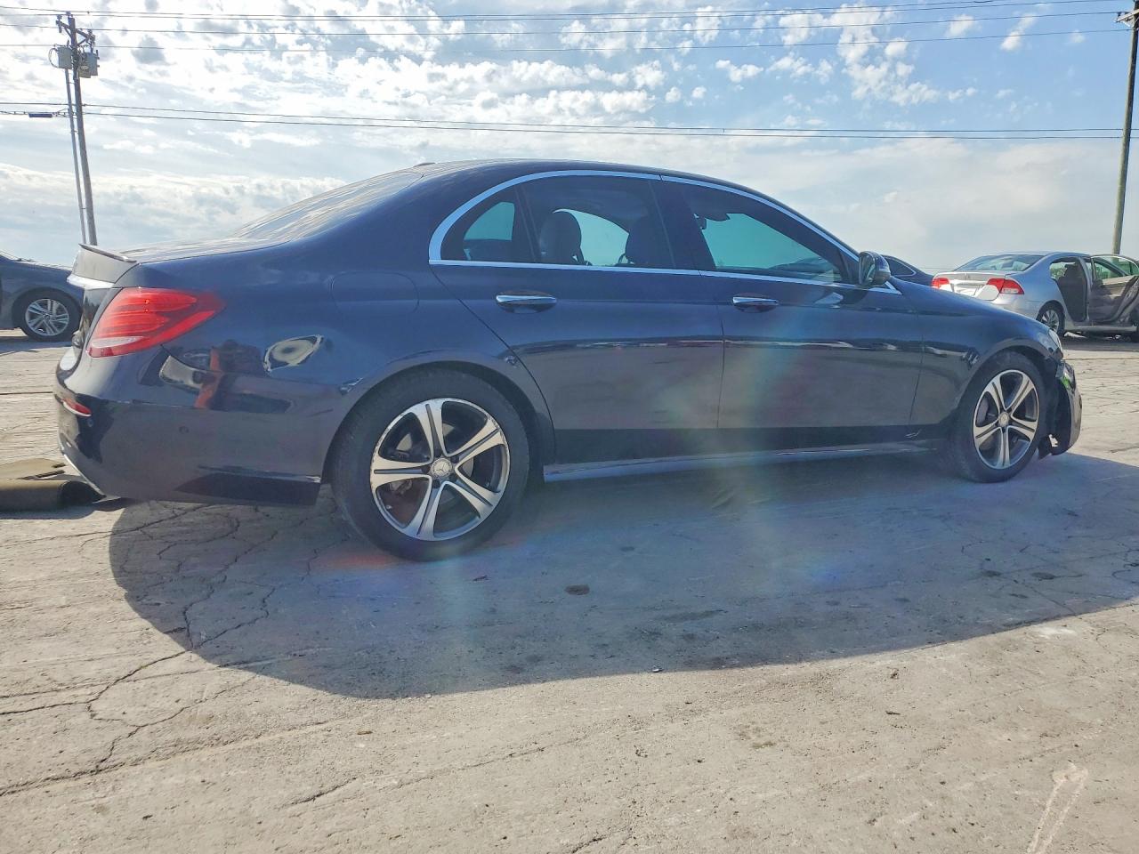 2017 MERCEDES-BENZ E 300 photo 5