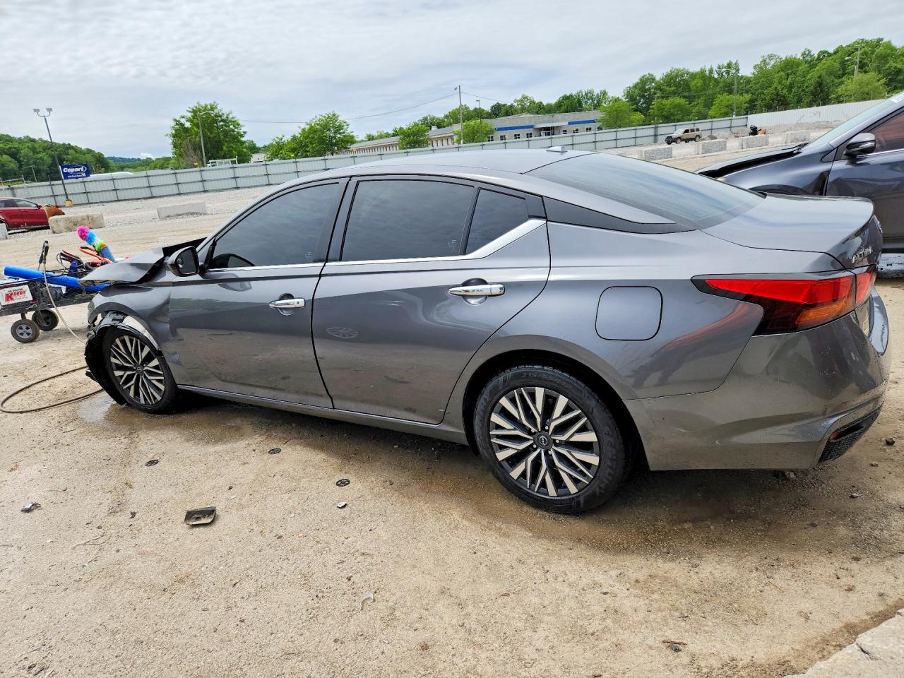 2025 NISSAN ALTIMA SV photo 3