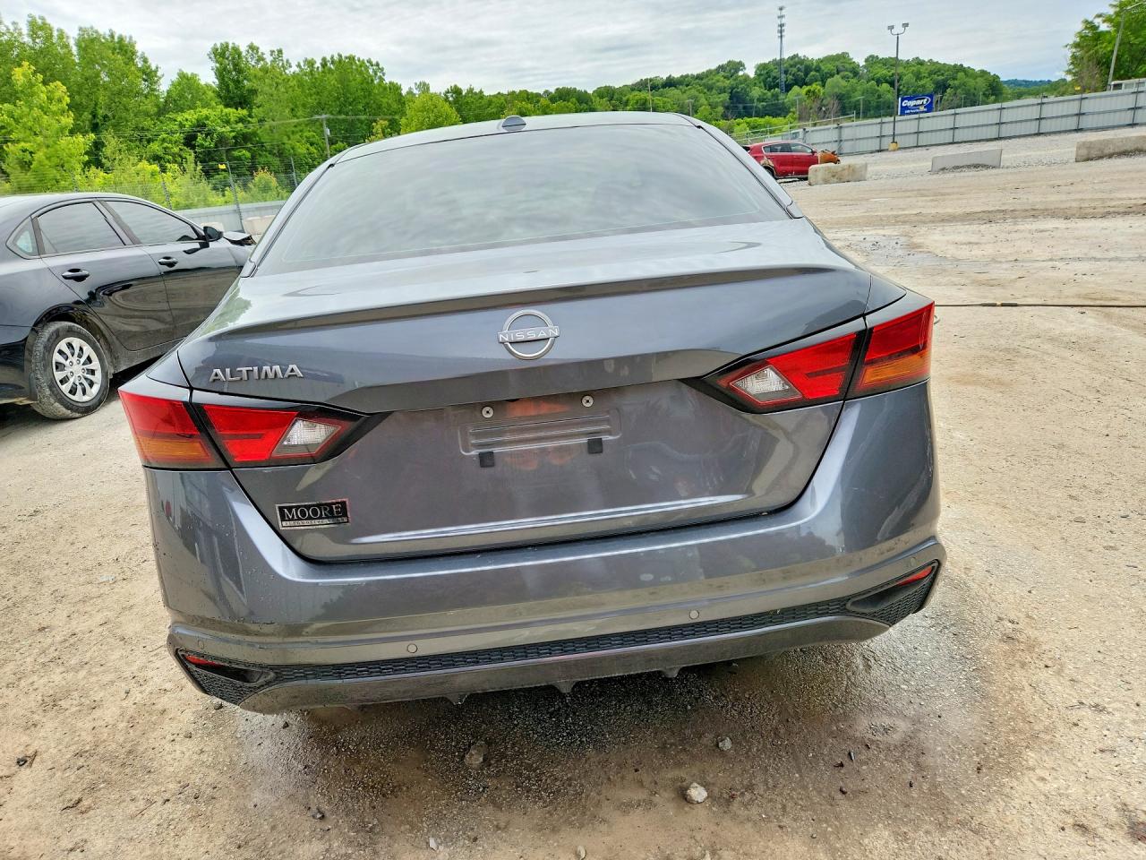 2025 NISSAN ALTIMA SV photo 11