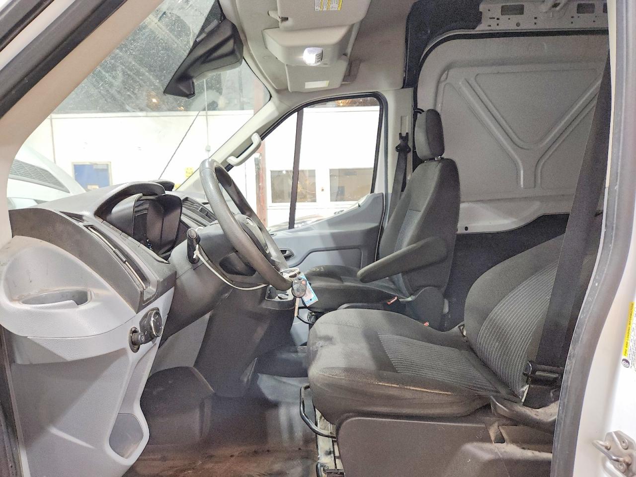 2018 FORD TRANSIT 250 DELIVERY VAN photo 13