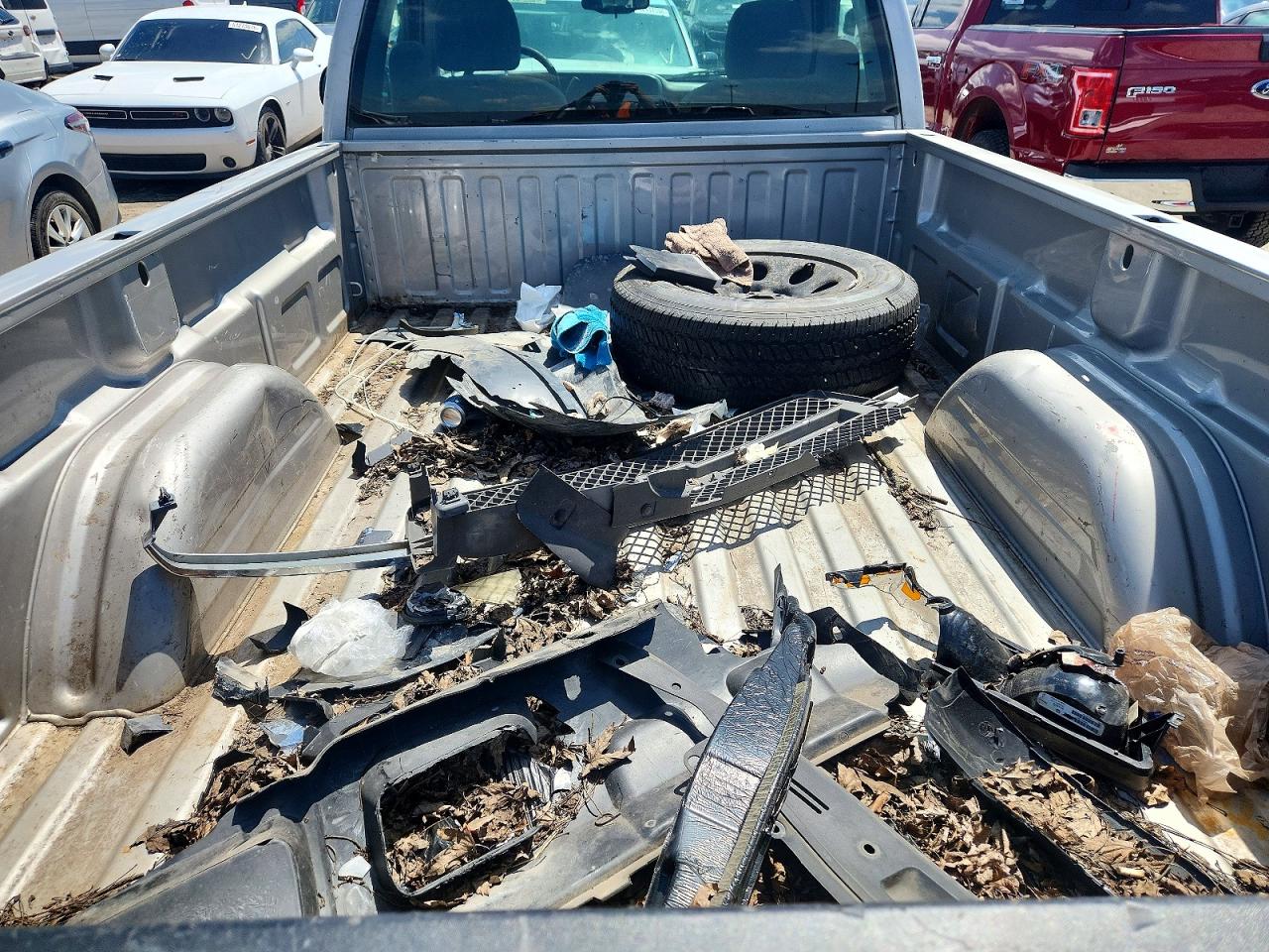 2005 CHEVROLET SILVERADO C1500 photo 19