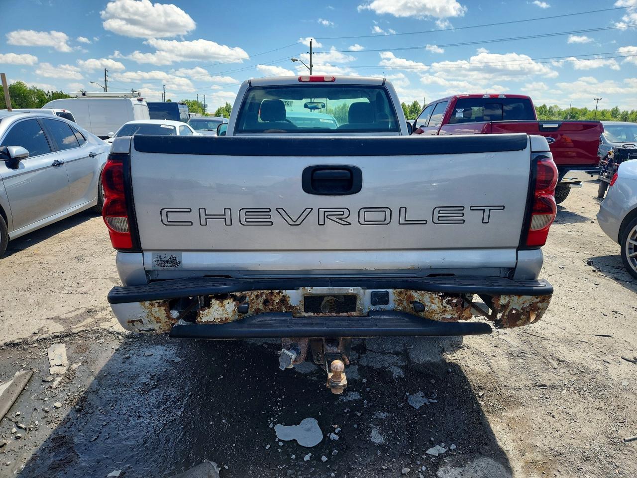 2005 CHEVROLET SILVERADO C1500 photo 11