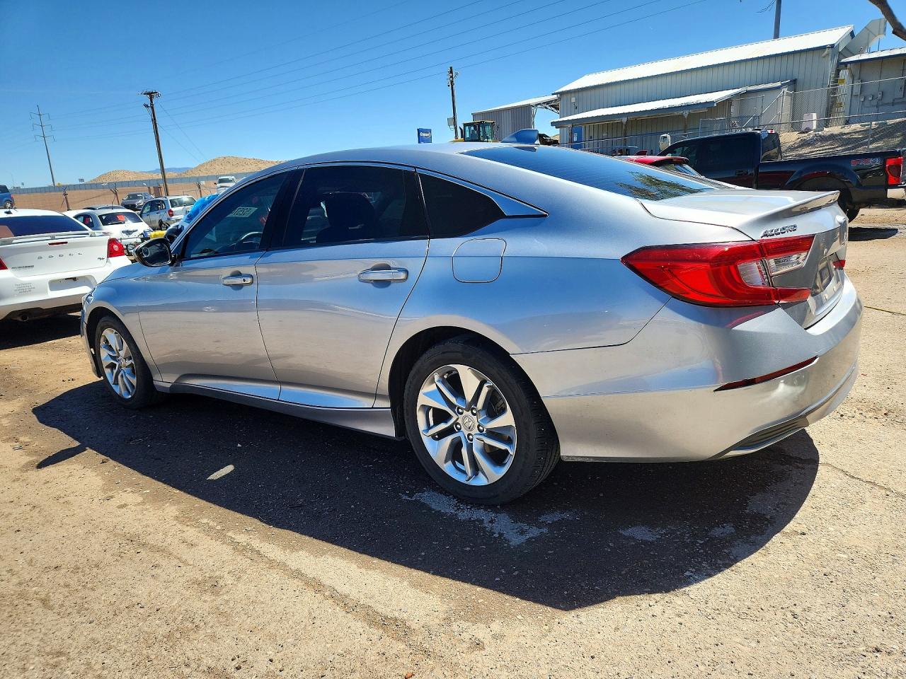 2018 HONDA ACCORD LX photo 3