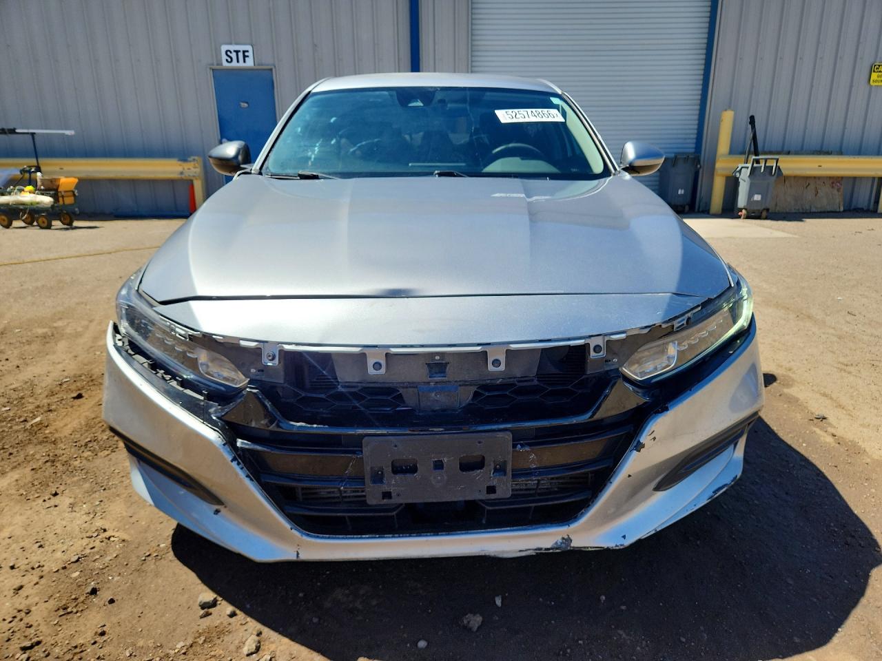 2018 HONDA ACCORD LX photo 9