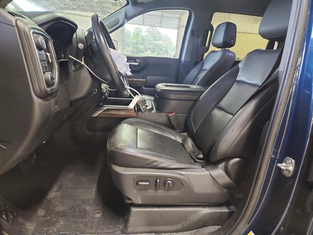 2020 CHEVROLET SILVERADO K1500 RST photo 13