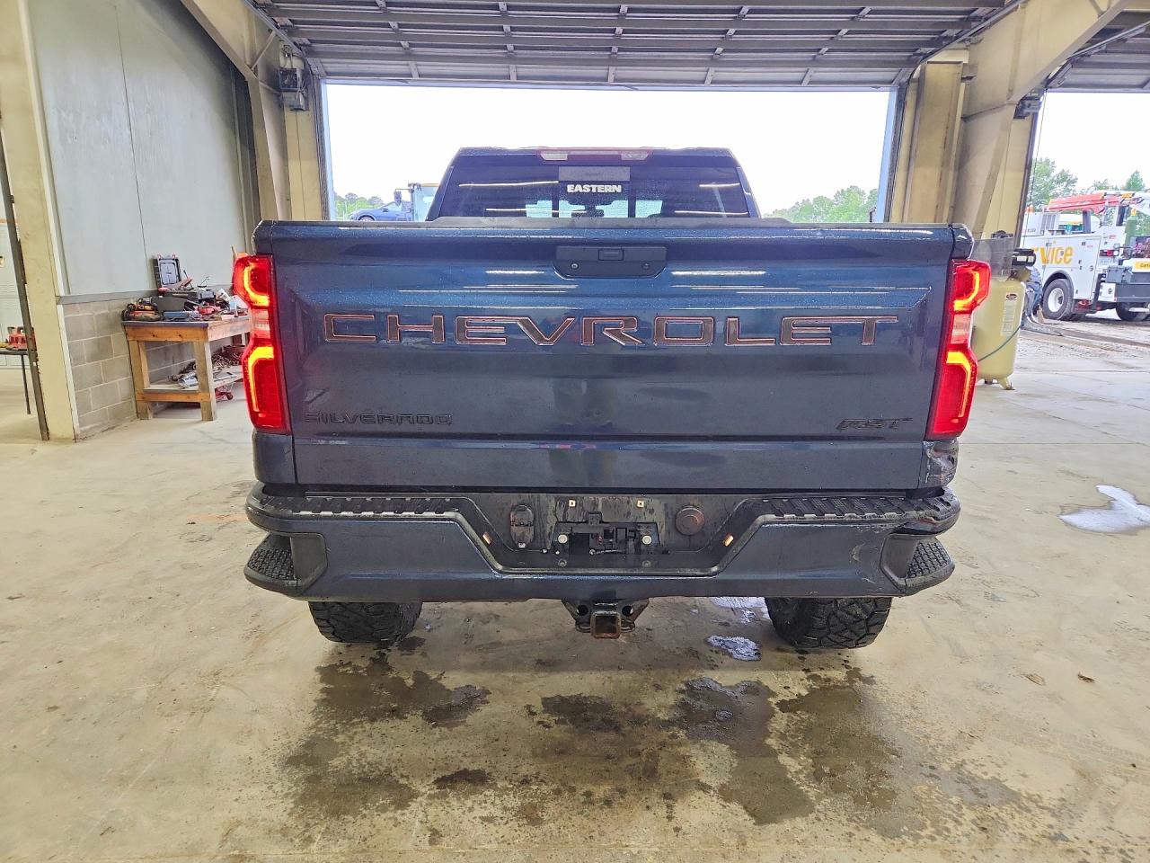 2020 CHEVROLET SILVERADO K1500 RST photo 11