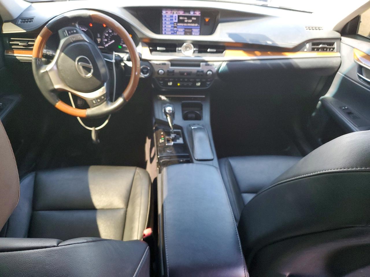 2013 LEXUS ES 300H photo 15