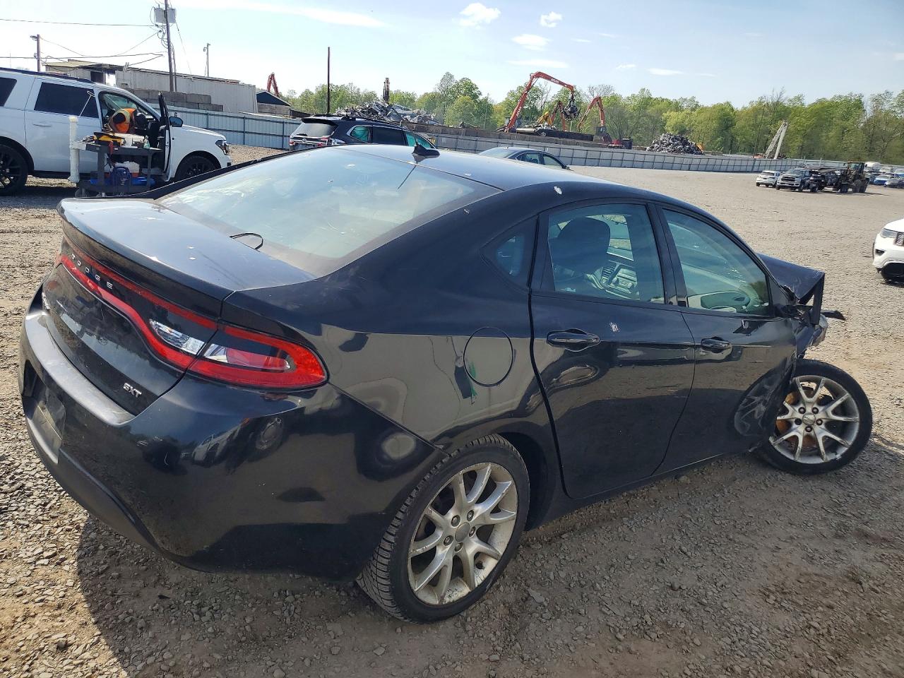 2013 DODGE DART SXT photo 5