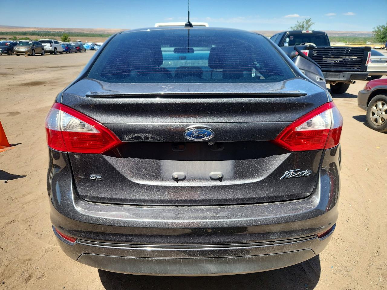 2018 FORD FIESTA SE photo 11