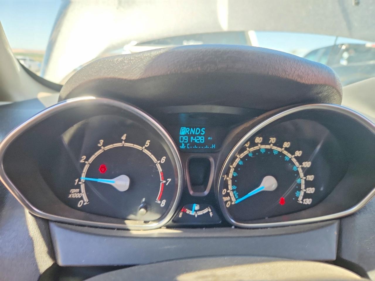 2018 FORD FIESTA SE photo 17