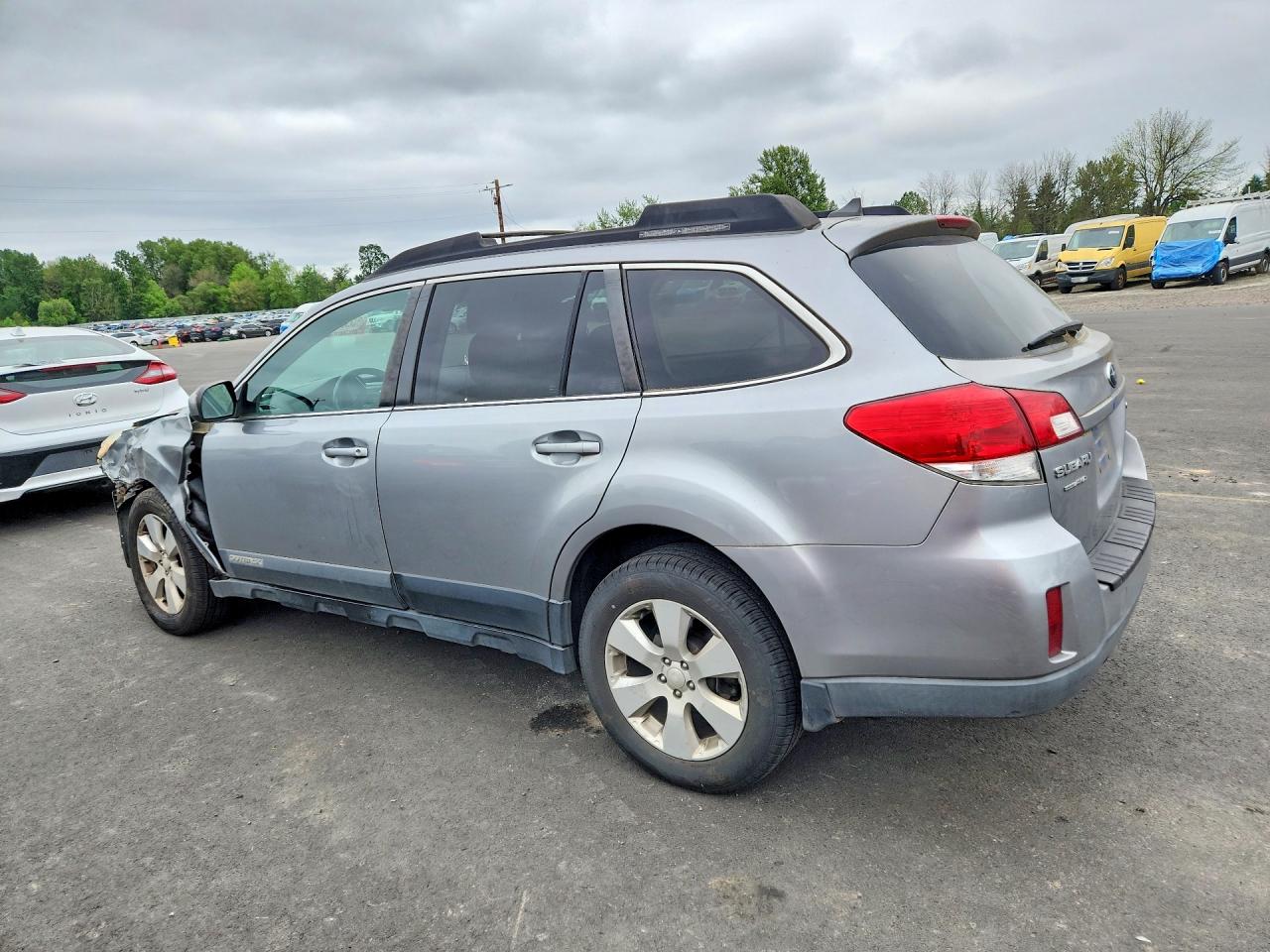 2011 SUBARU OUTBACK 2.5I PREMIUM photo 2