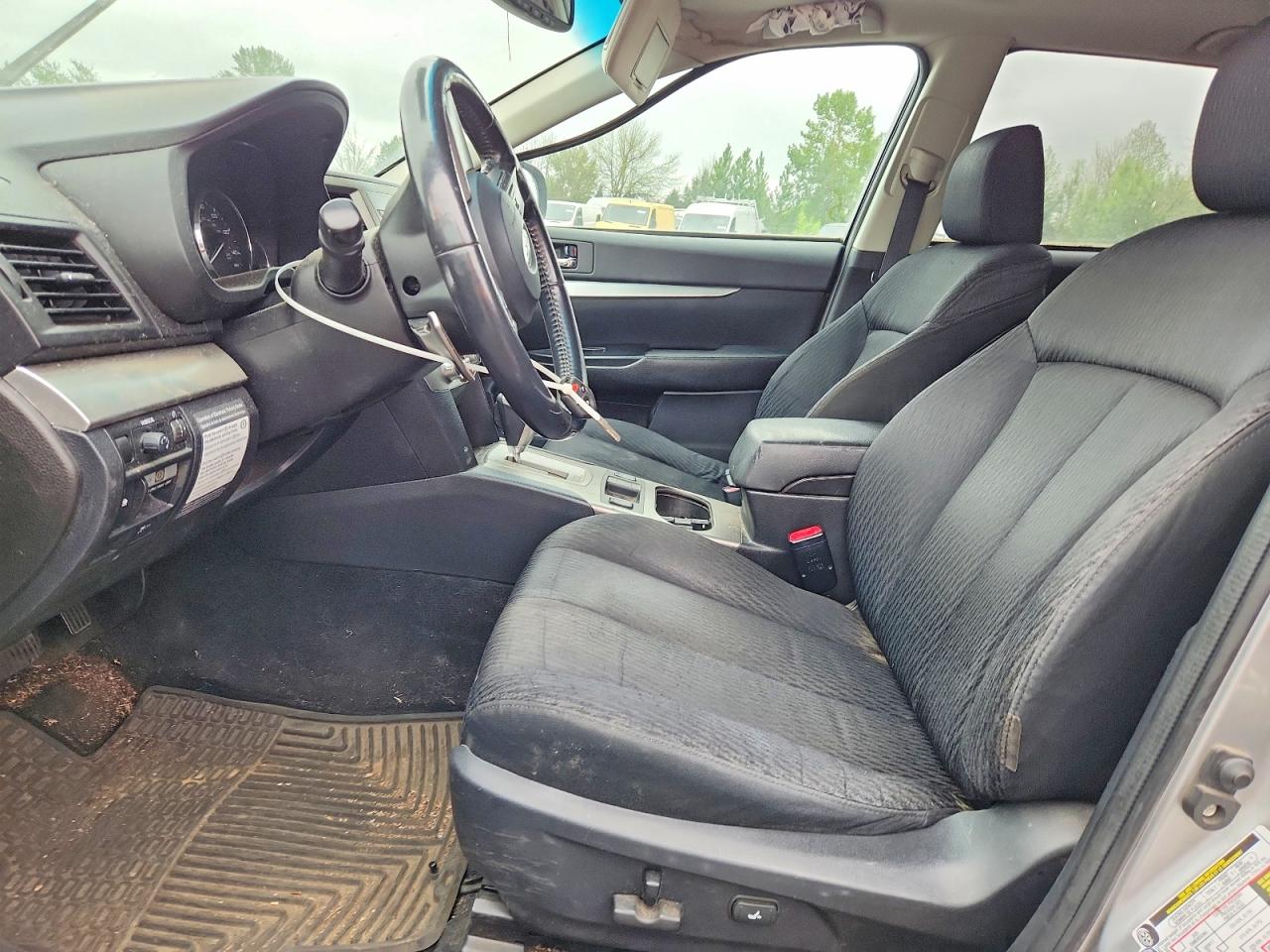 2011 SUBARU OUTBACK 2.5I PREMIUM photo 7