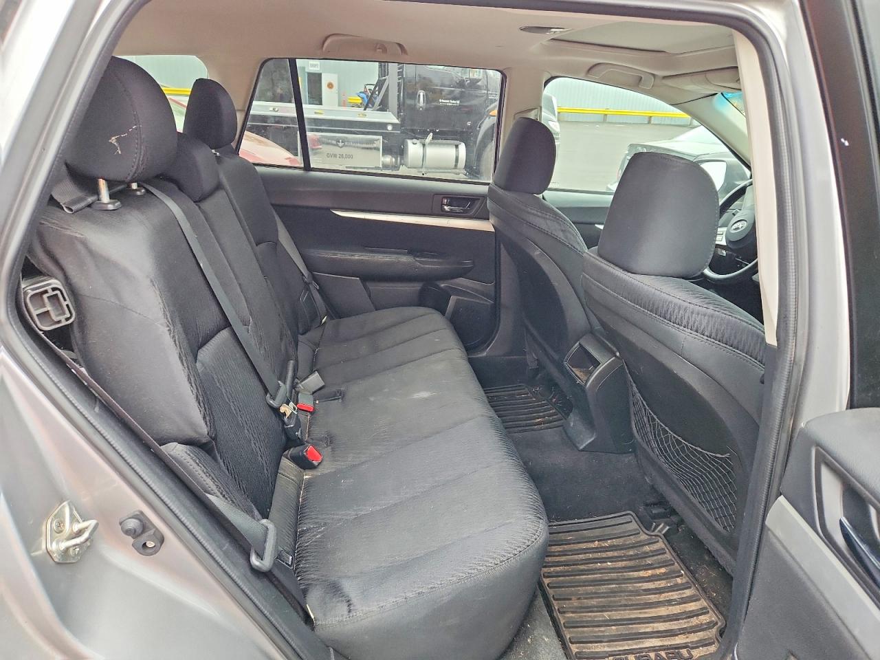2011 SUBARU OUTBACK 2.5I PREMIUM photo 10