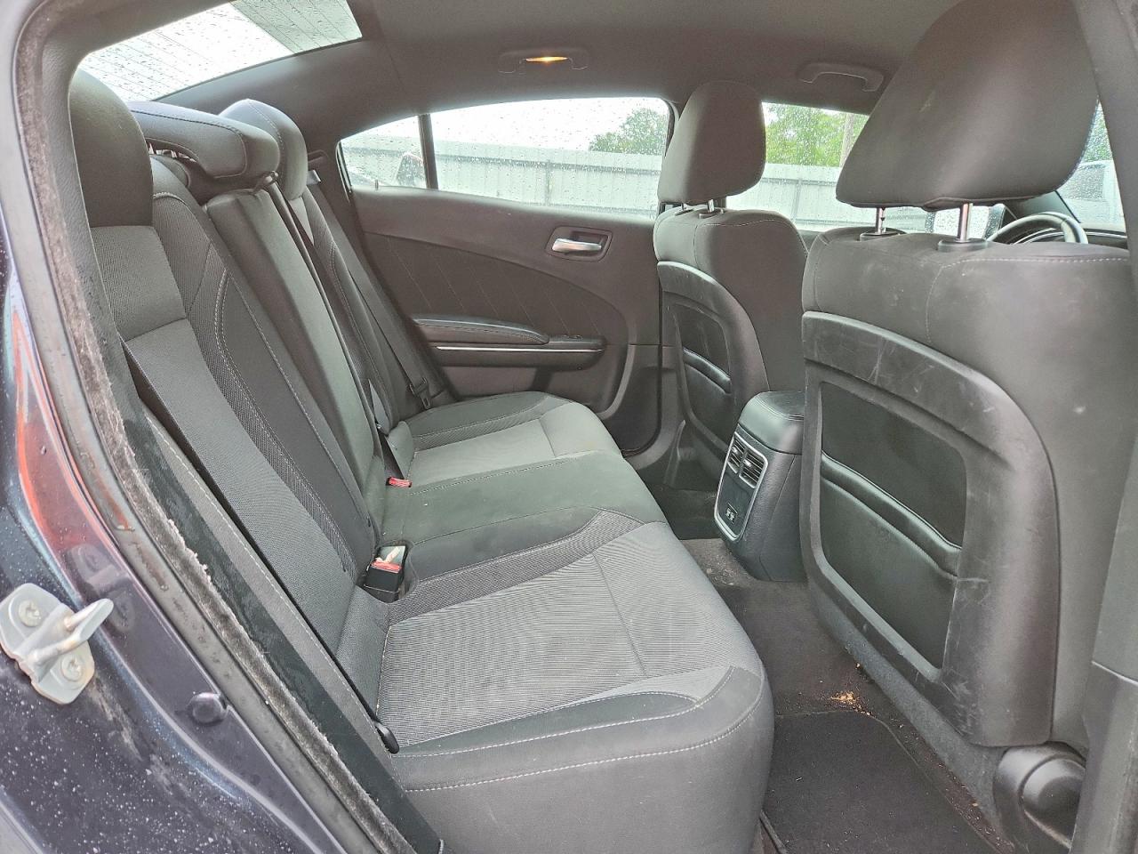 2016 DODGE CHARGER SXT photo 10