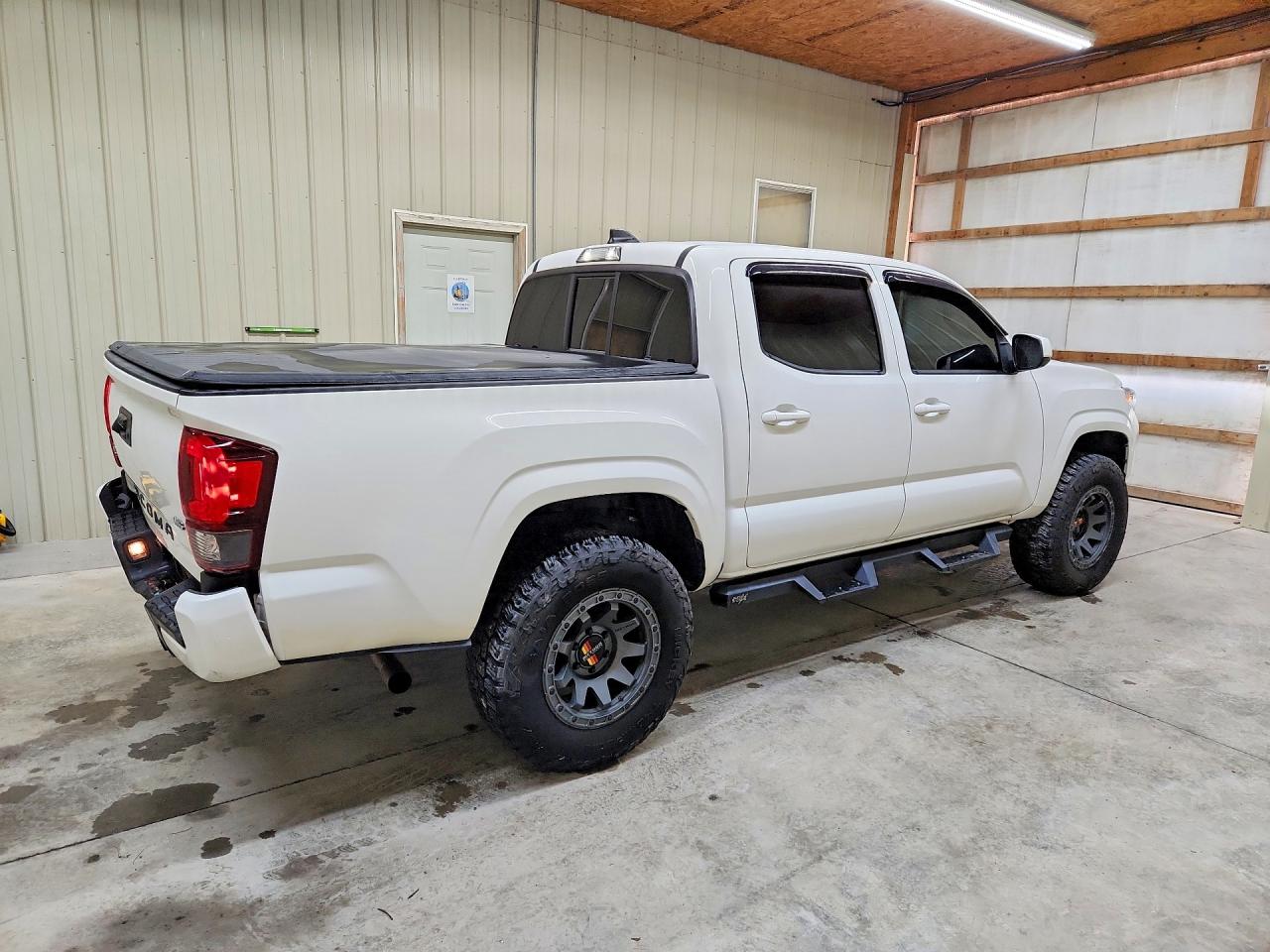 2022 TOYOTA TACOMA SR V6 photo 5