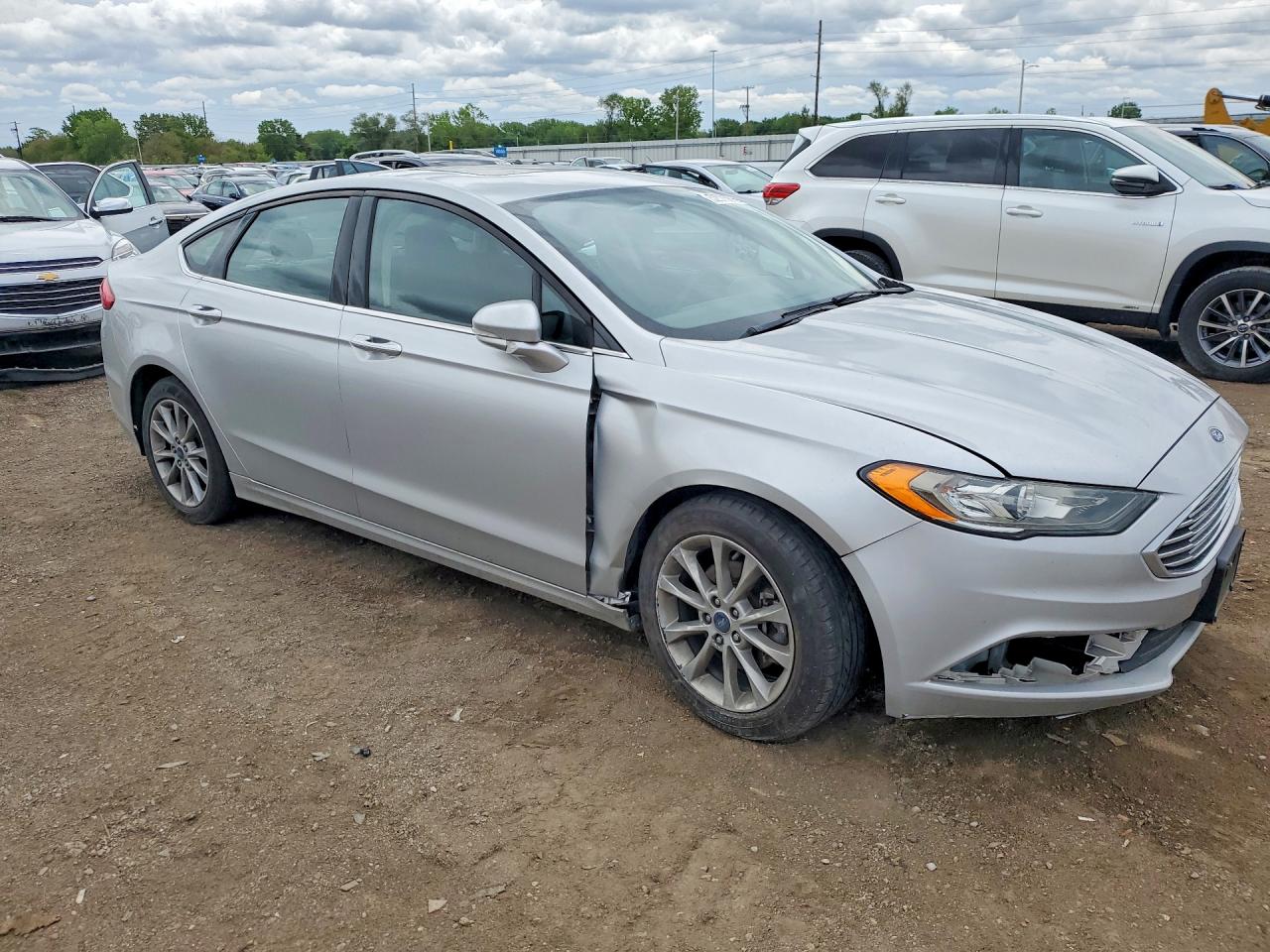 2017 FORD FUSION SE photo 10