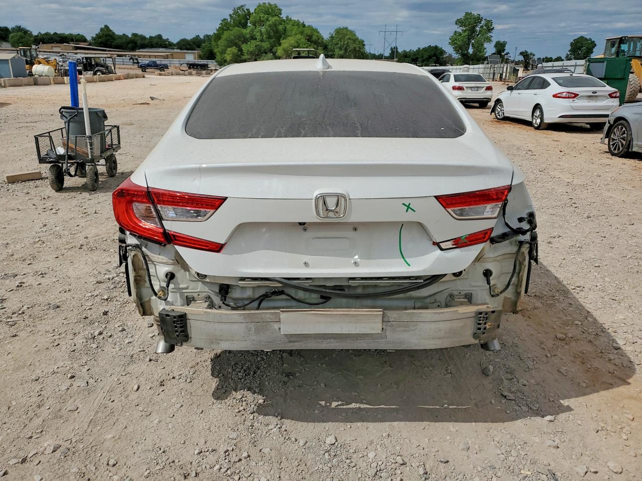 2018 HONDA ACCORD EX photo 11