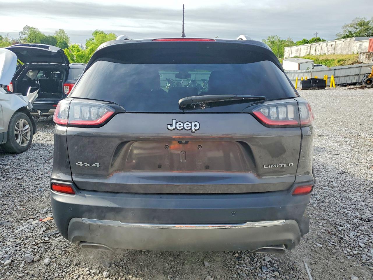 2019 JEEP CHEROKEE LIMITED photo 11