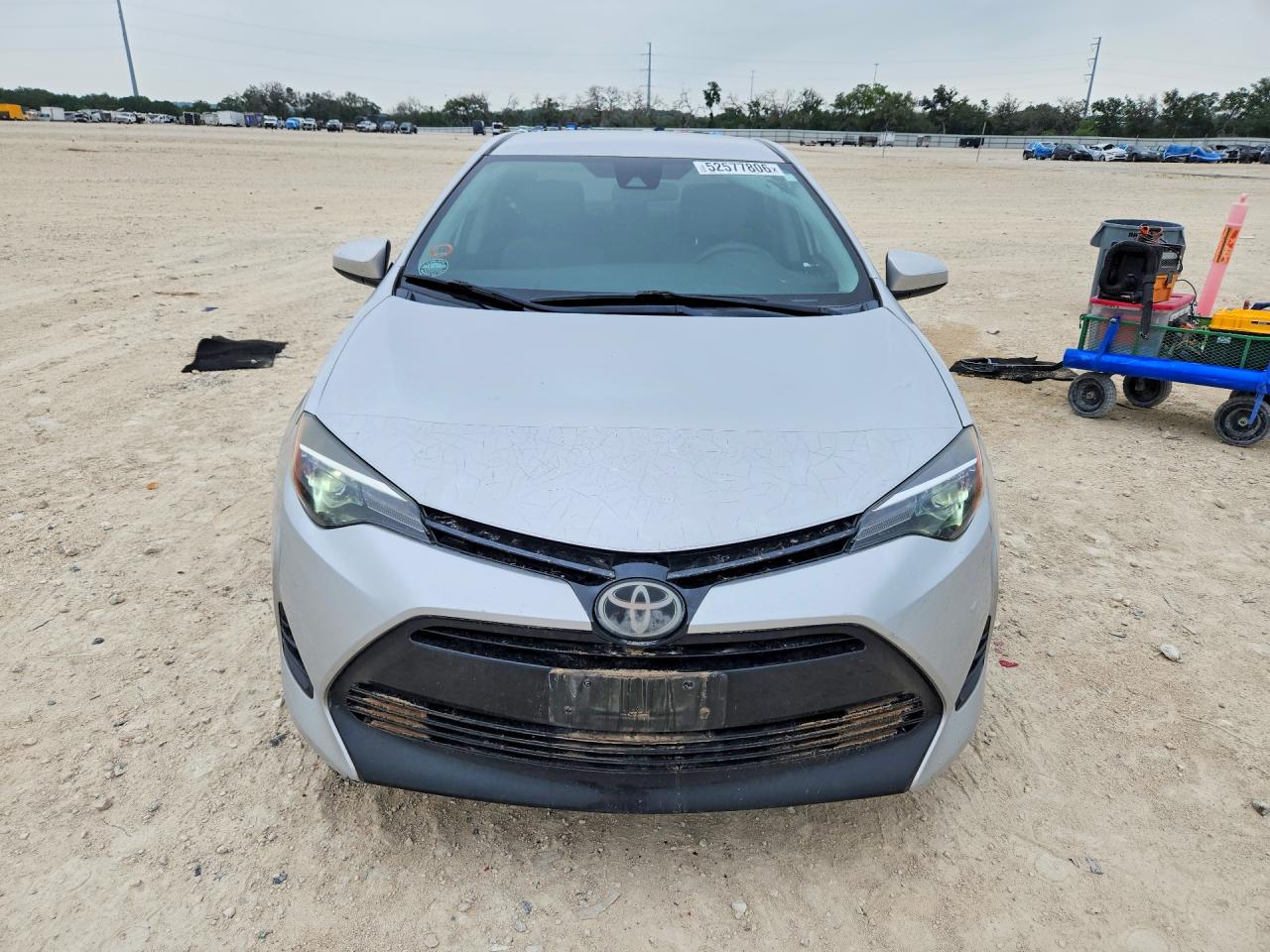 2018 TOYOTA COROLLA LE photo 9