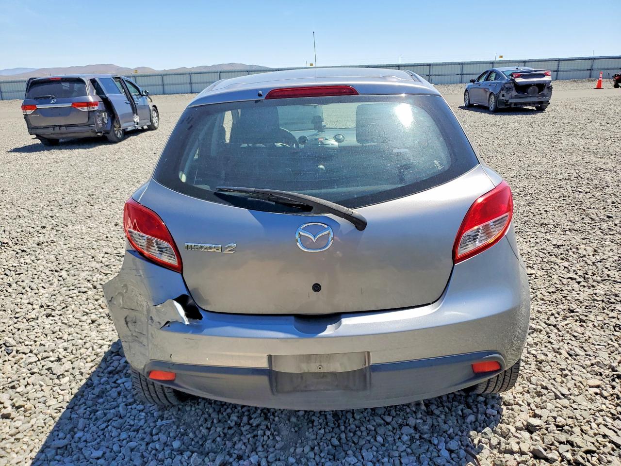 2014 MAZDA MAZDA2 SPORT photo 16