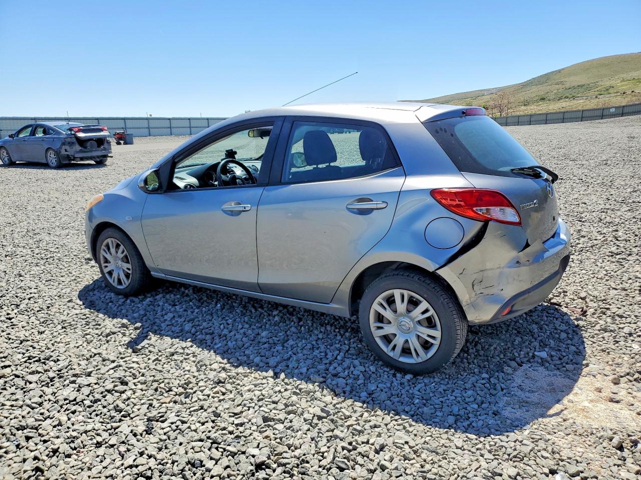 2014 MAZDA MAZDA2 SPORT photo 4