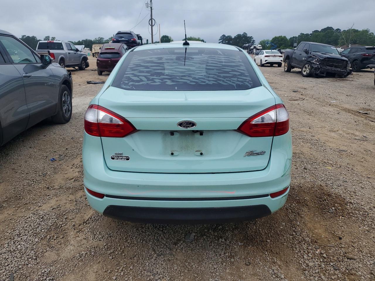 2019 FORD FIESTA SE photo 6