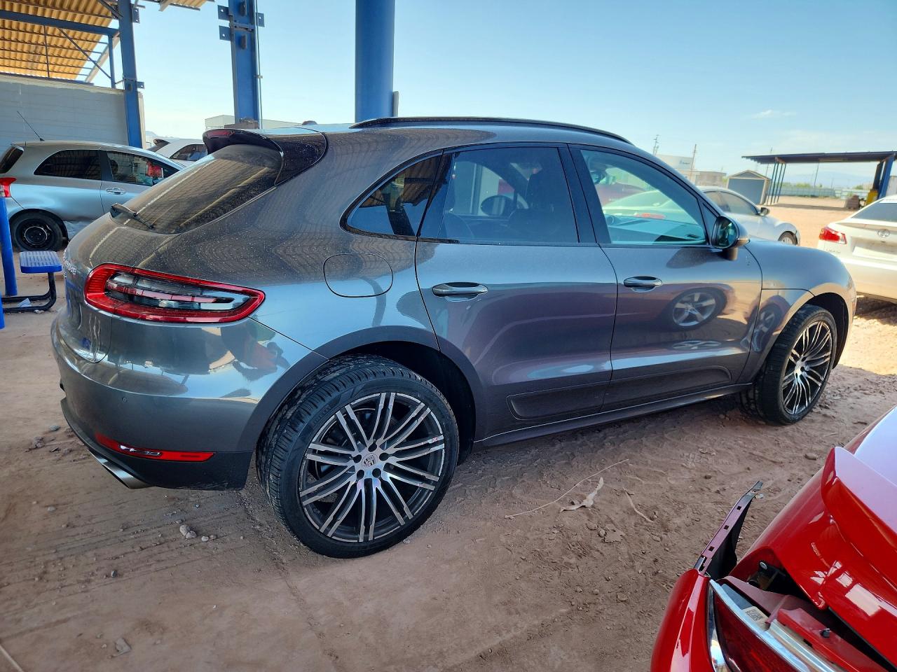 2018 PORSCHE MACAN S photo 5