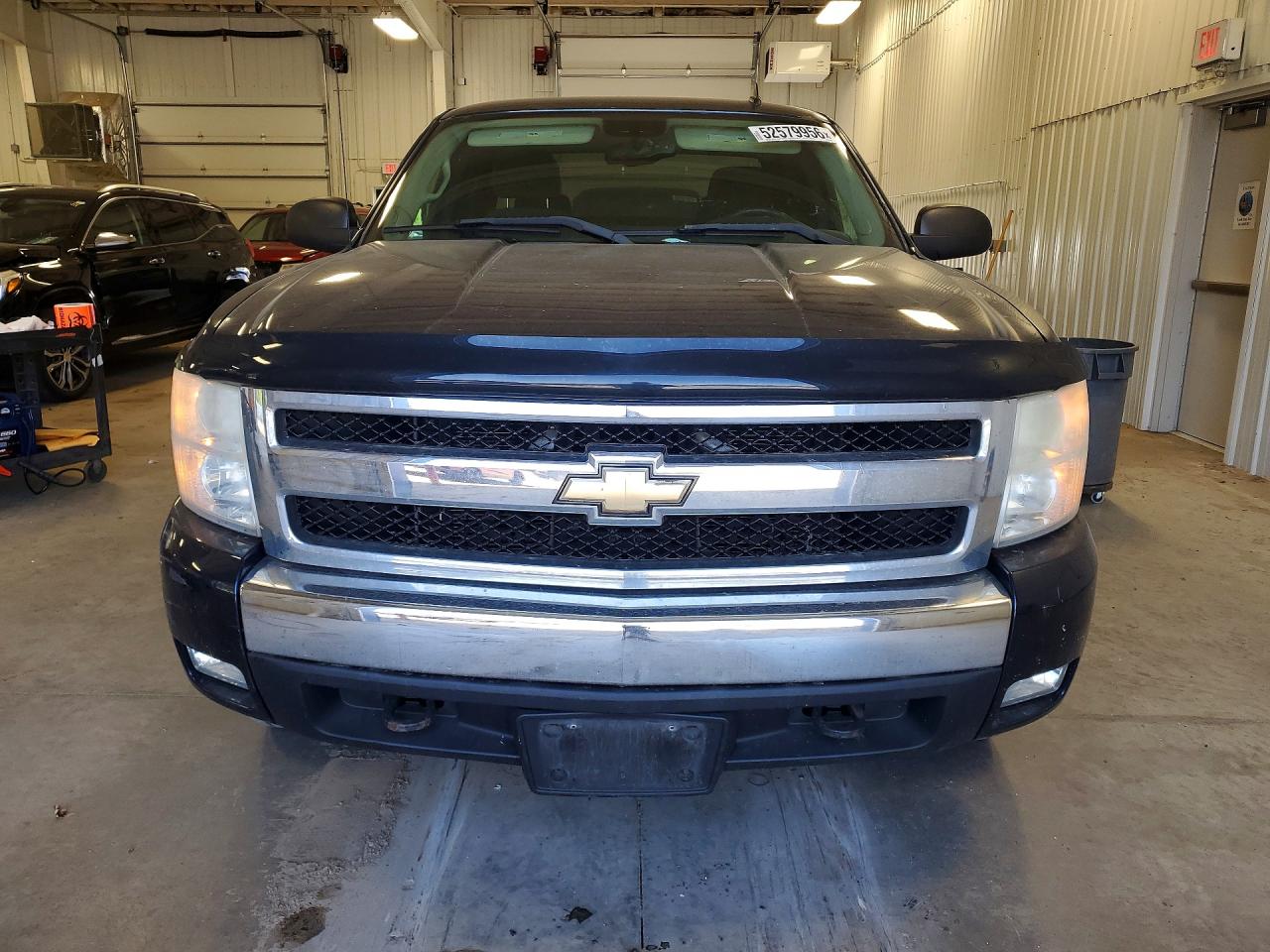 2007 CHEVROLET SILVERADO K1500 photo 9