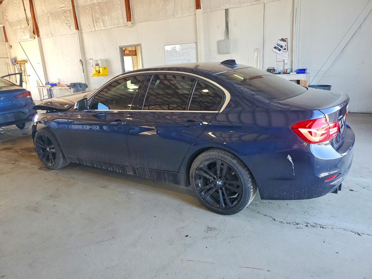 2017 BMW 330 XI photo 3