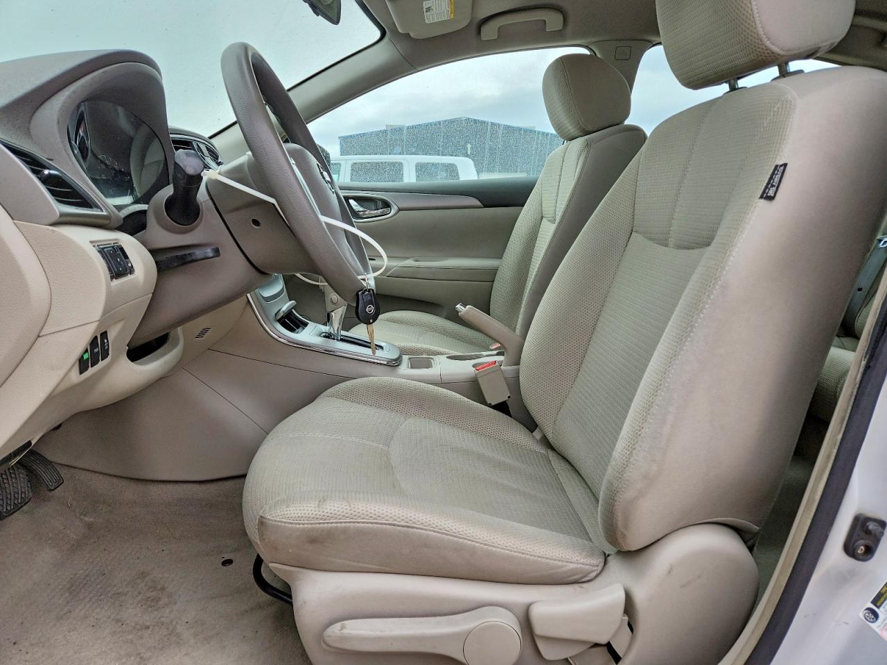 2013 NISSAN SENTRA S photo 19