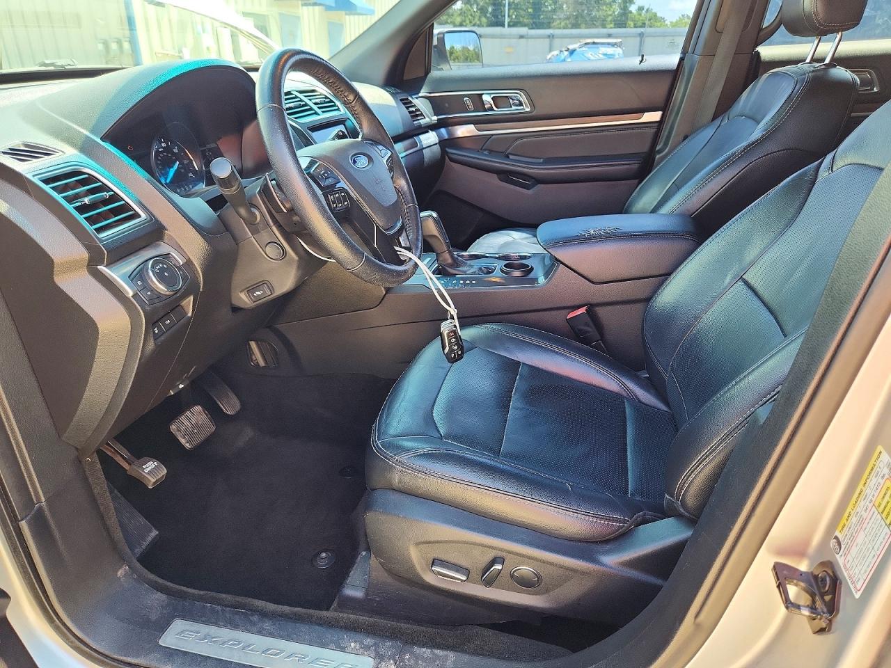 2017 FORD EXPLORER LIMITED photo 13