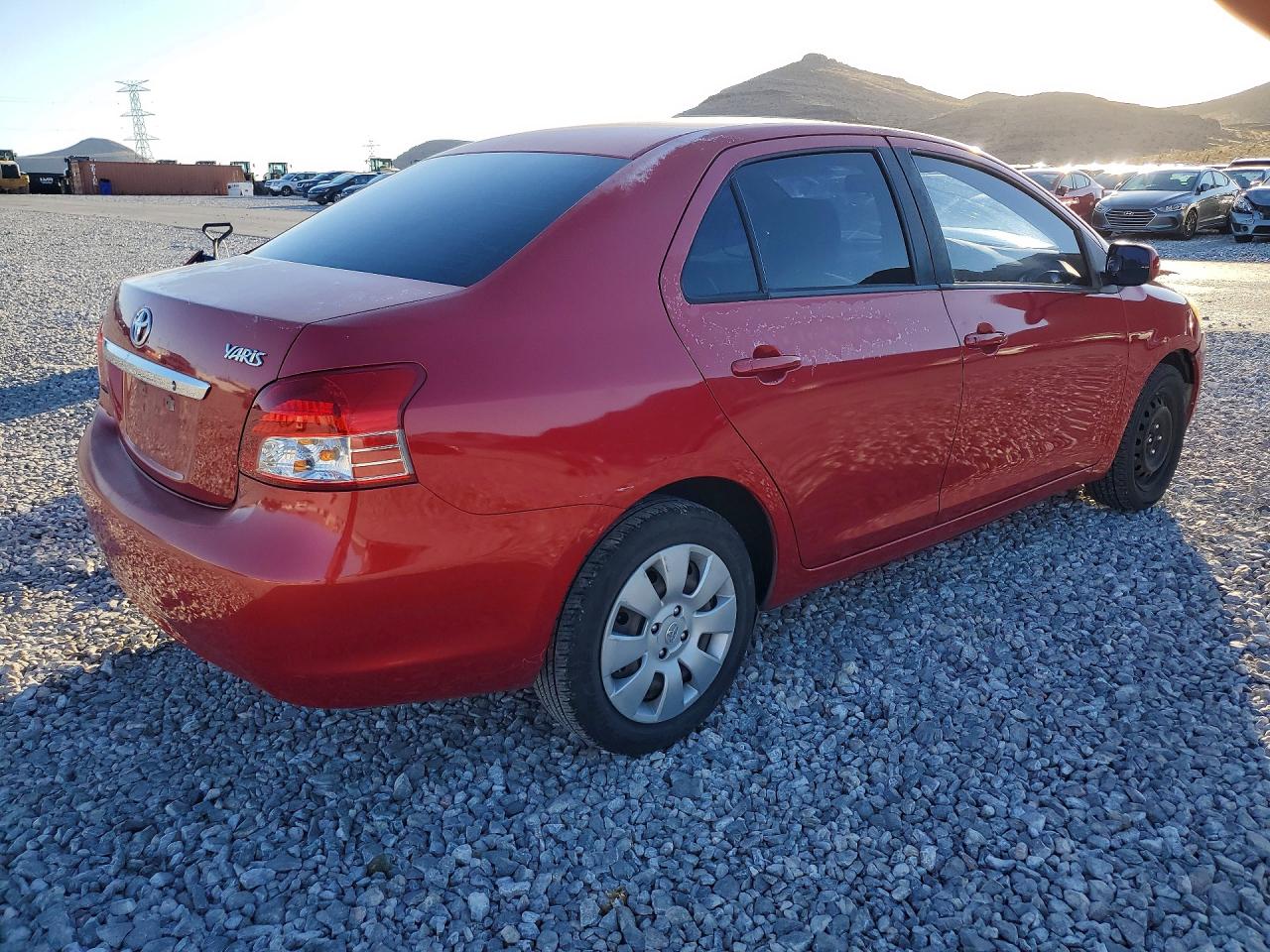 2012 TOYOTA YARIS FLEET photo 3