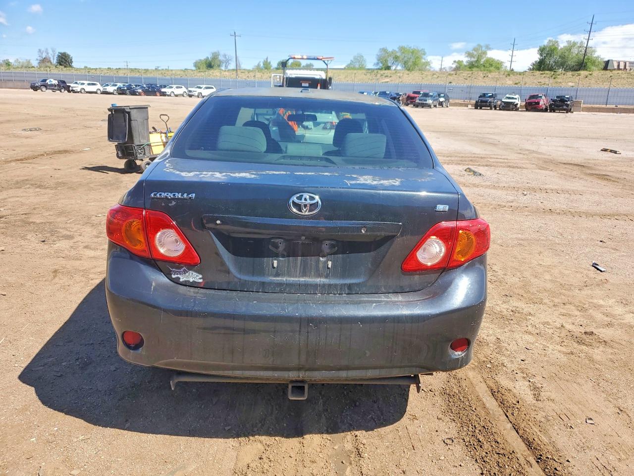 2010 TOYOTA COROLLA LE photo 16