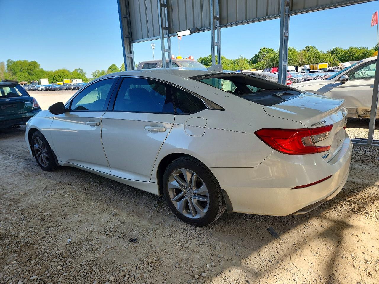 2020 HONDA ACCORD LX photo 3