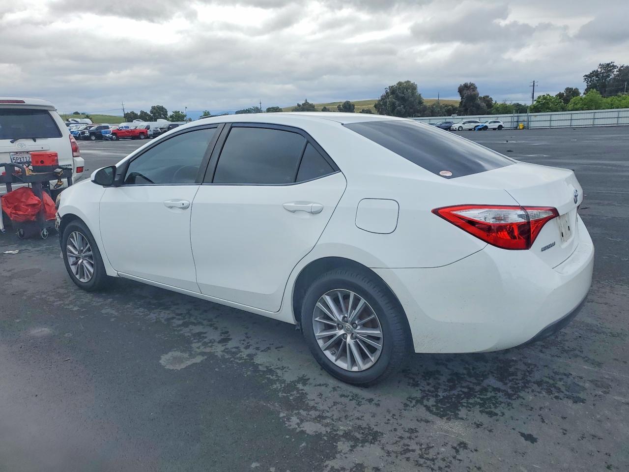 2014 TOYOTA COROLLA LE PLUS photo 3