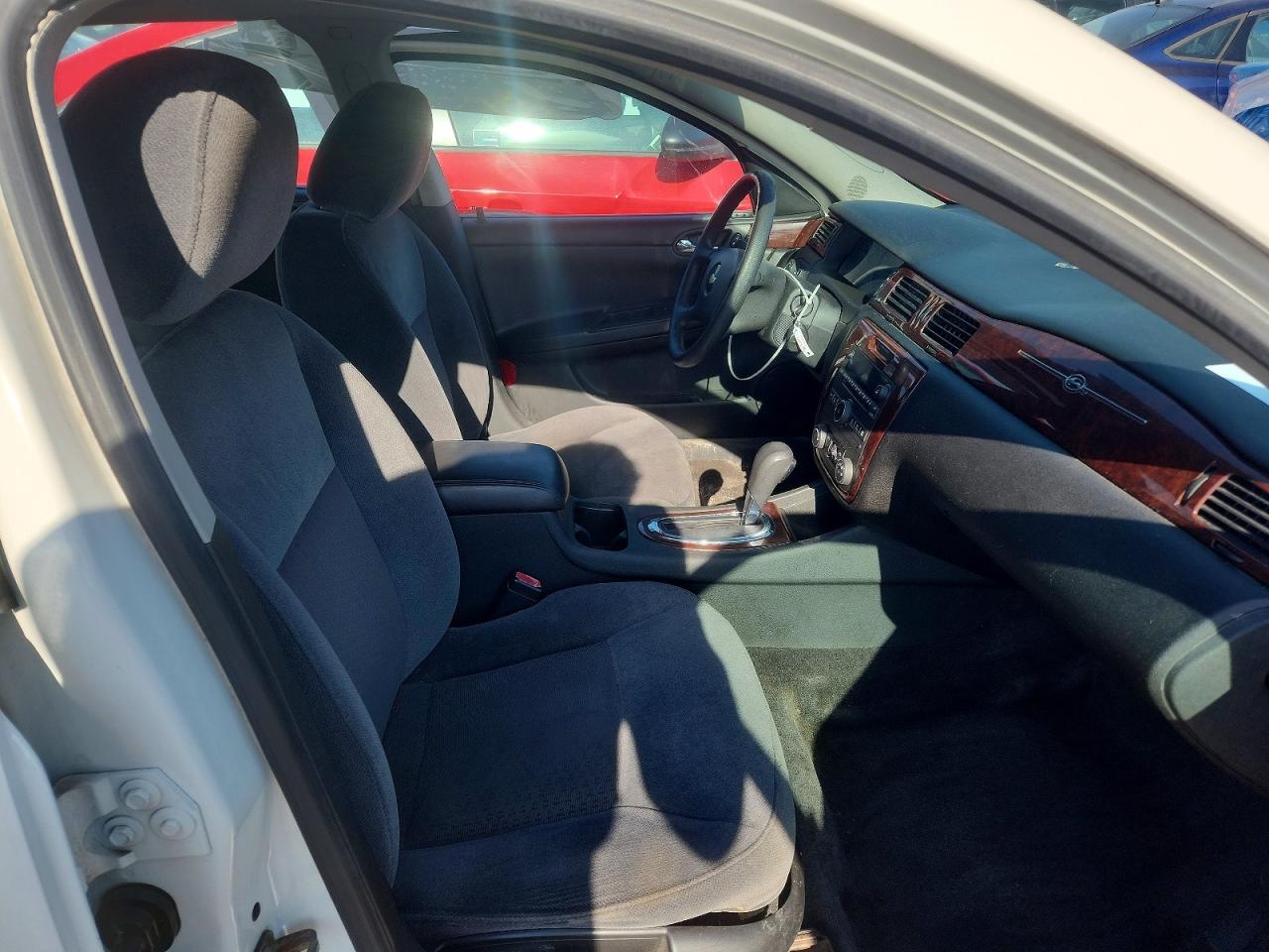 2009 CHEVROLET IMPALA LS photo 13