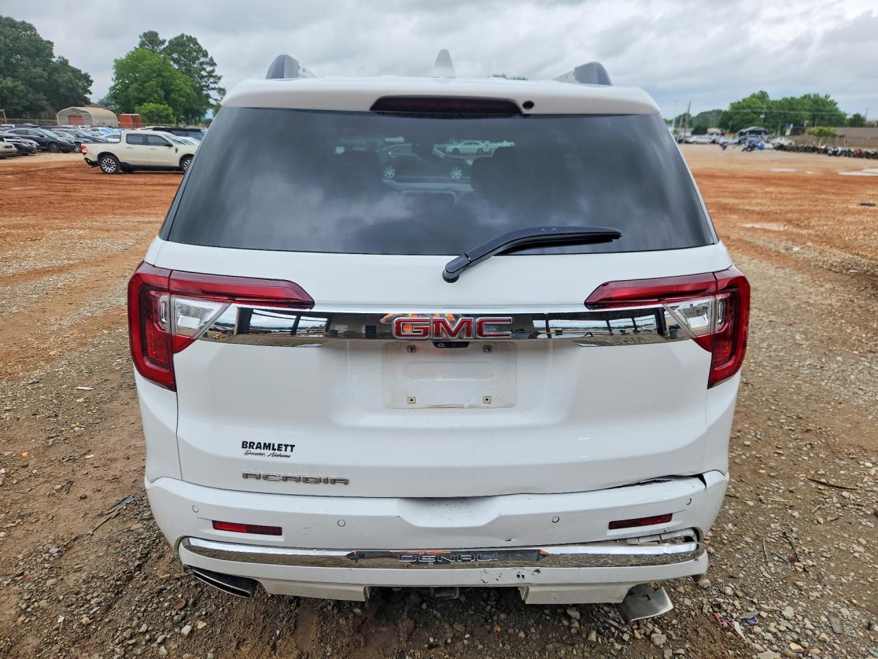 2021 GMC ACADIA DENALI photo 16