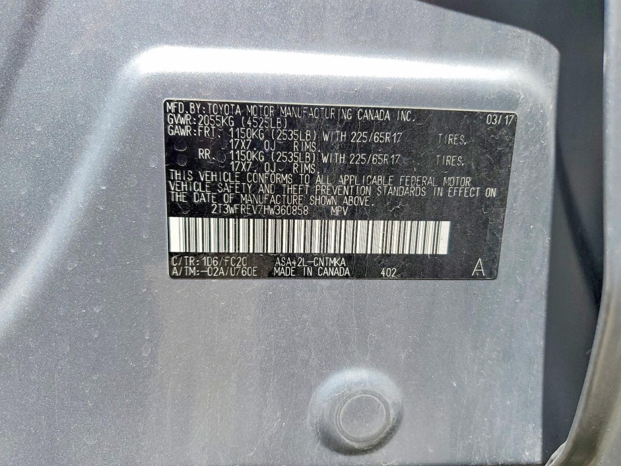2017 TOYOTA RAV4 XLE photo 37