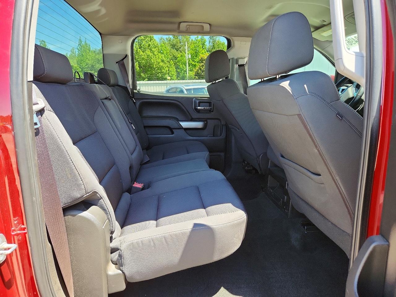 2017 CHEVROLET SILVERADO C1500 LT photo 19