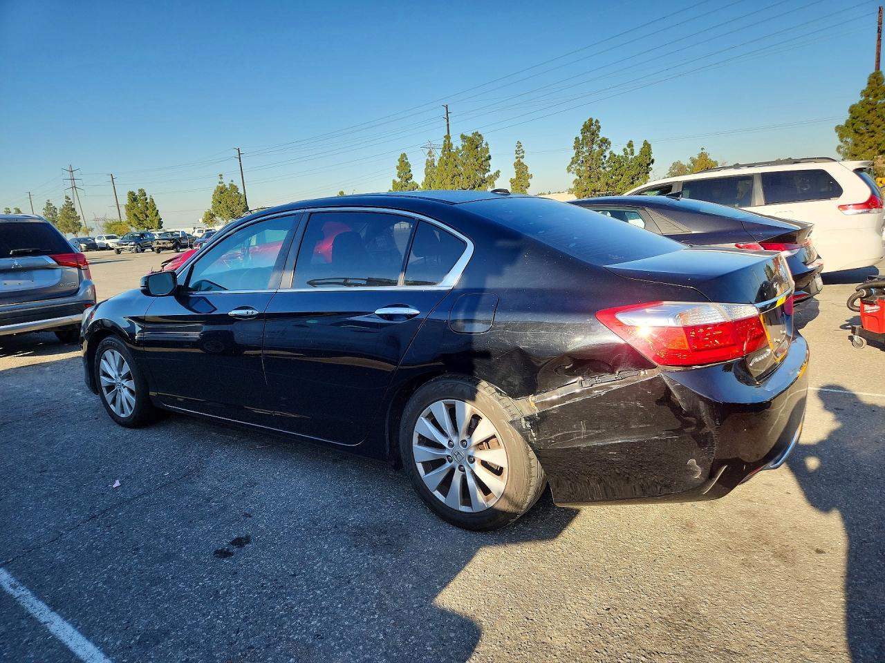 2014 HONDA ACCORD photo 3