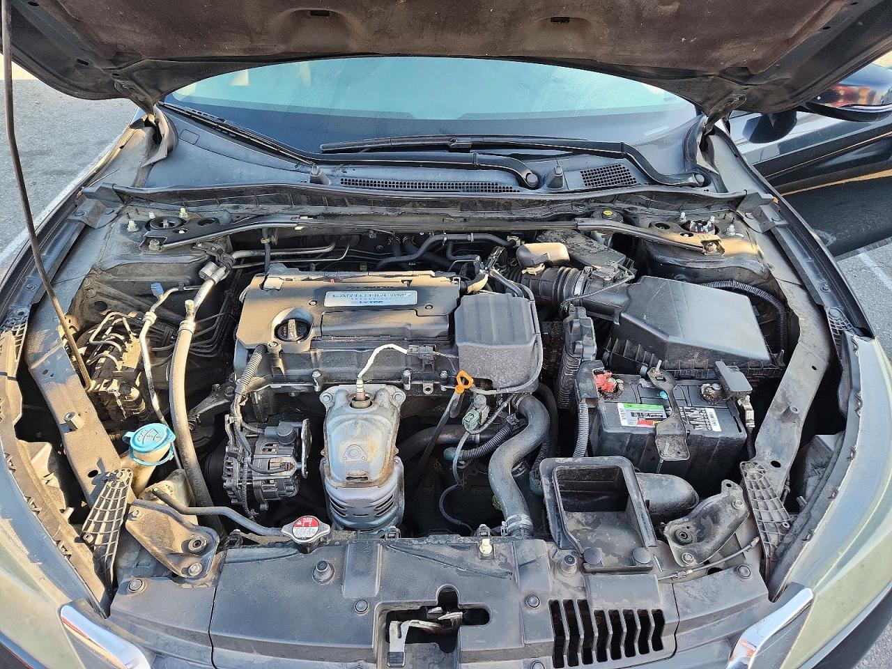 2014 HONDA ACCORD photo 21