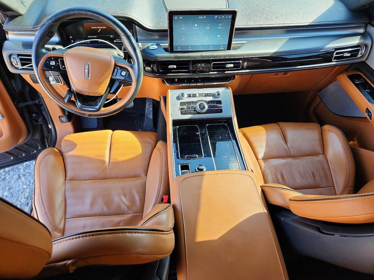 2021 LINCOLN AVIATOR BLACK LABEL photo 8